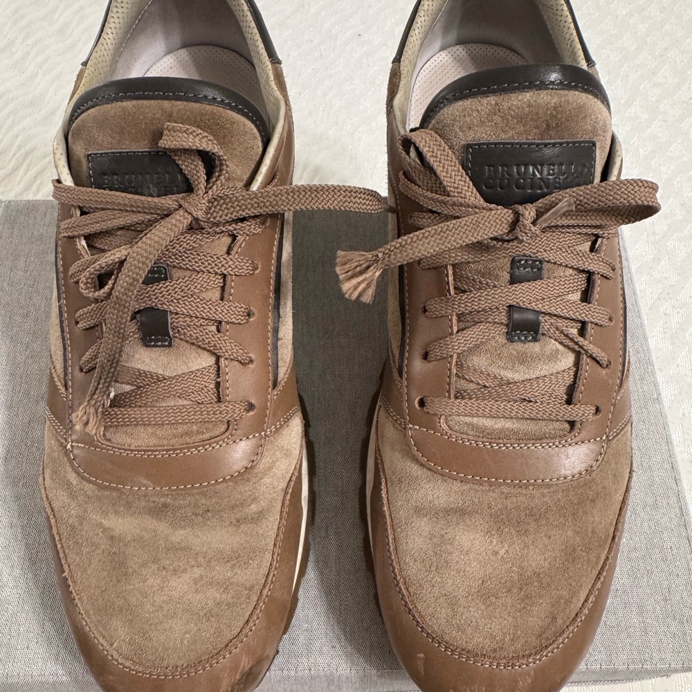 Stylish Brown Leather Sneakers for Men